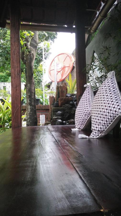 Ngampilan Backpacker Hostel Yogyakarta Esterno foto