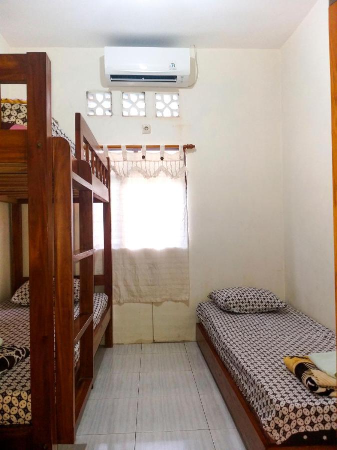 Ngampilan Backpacker Hostel Yogyakarta Esterno foto