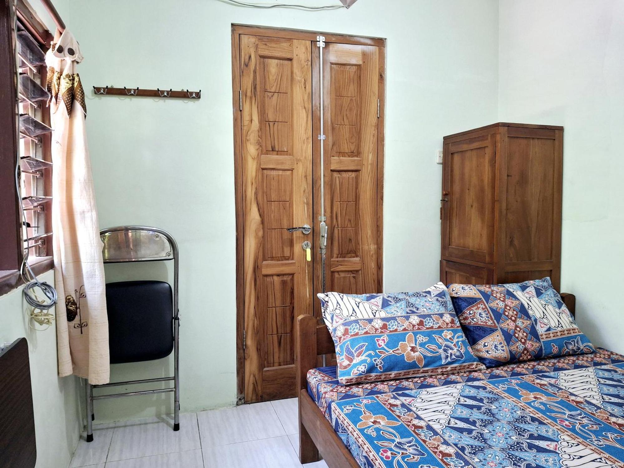 Ngampilan Backpacker Hostel Yogyakarta Esterno foto